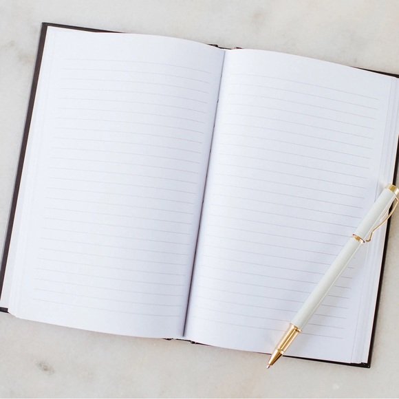 𝐉𝐄𝐍𝐄𝐒𝐒𝐀 𝐖𝐀𝐈𝐓 𝐇𝐀𝐑𝐃𝐂𝐎𝐕𝐄𝐑 𝐉𝐎𝐔𝐑𝐍𝐀𝐋 - Picture 3 of 3